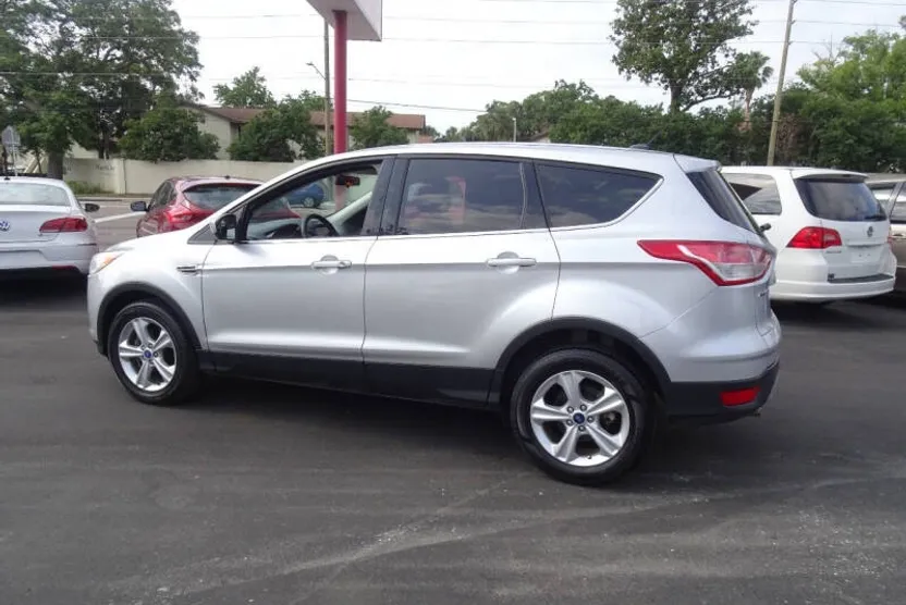 2013 Ford Escape SE photo 1