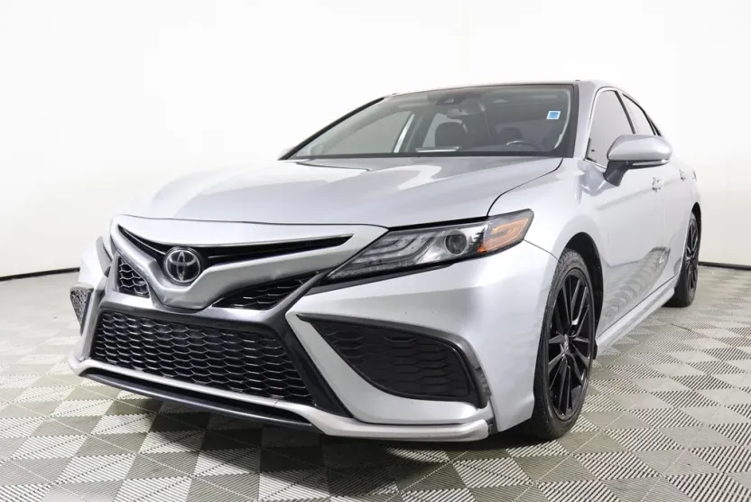 2022 Toyota Camry XSE photo 1