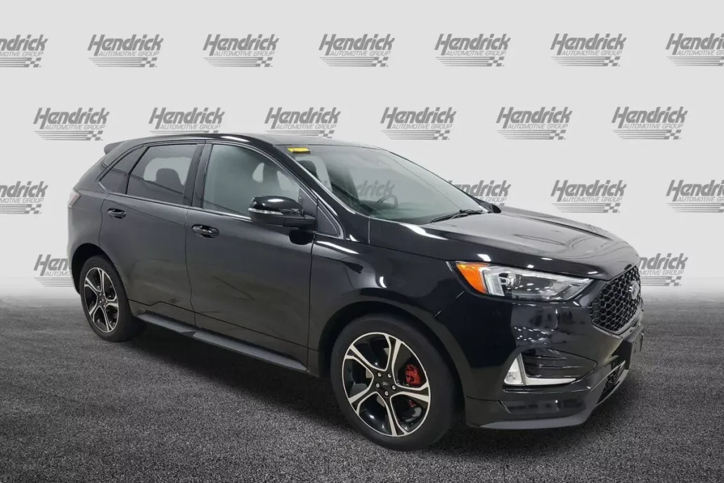 2020 Ford Edge ST photo 1