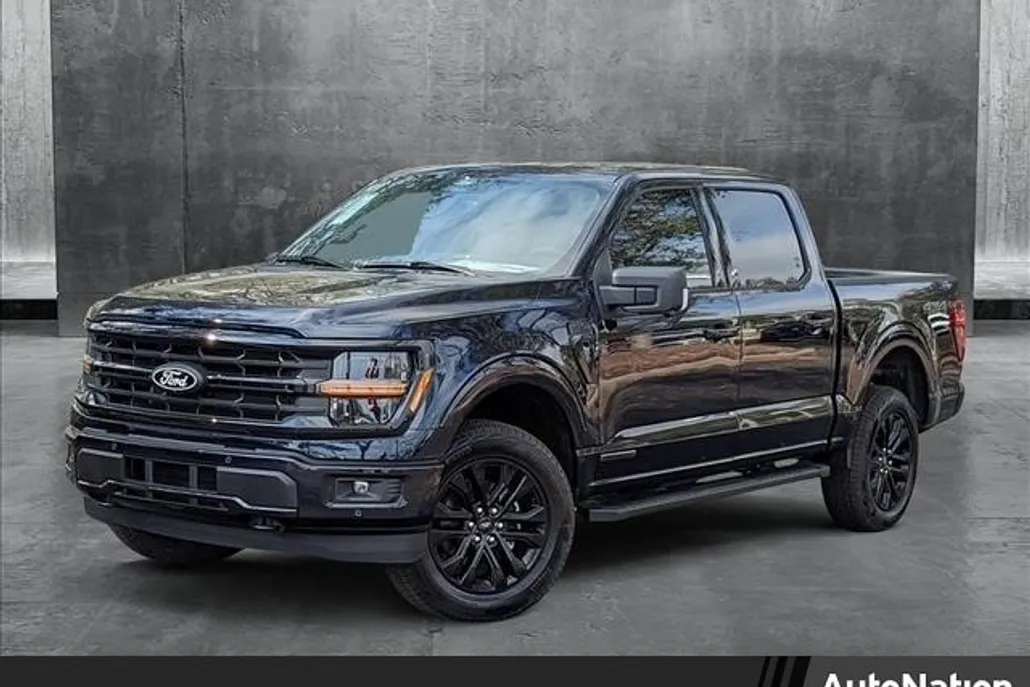 2025 Ford F-150 XLT photo 1