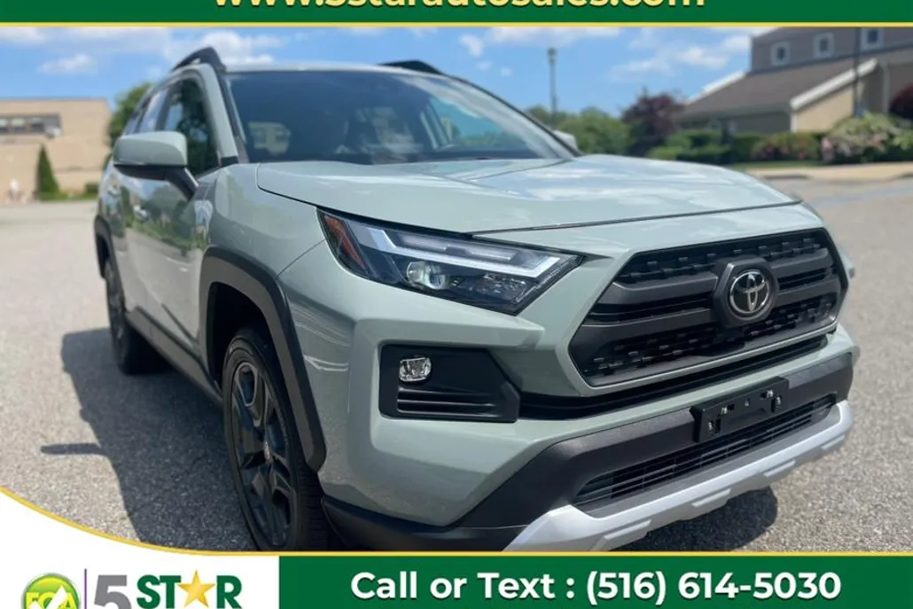 2022 Toyota RAV4 Adventure photo 1