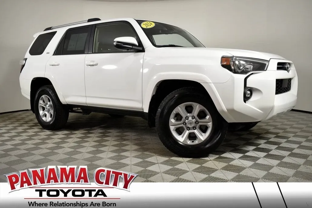 2024 Toyota 4Runner SR5 Premium photo 1