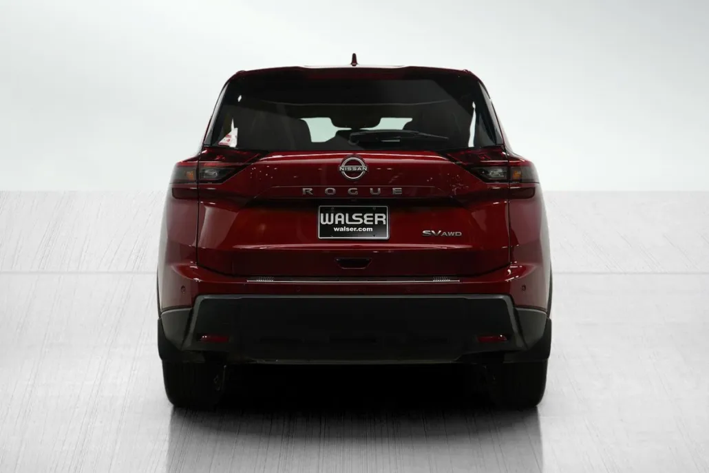 2024 Nissan Rogue SV photo 1