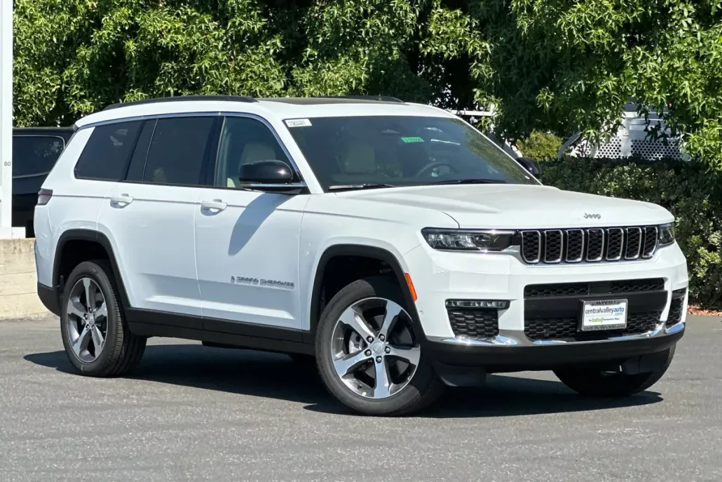2025 Jeep Grand Cherokee Limited photo 1
