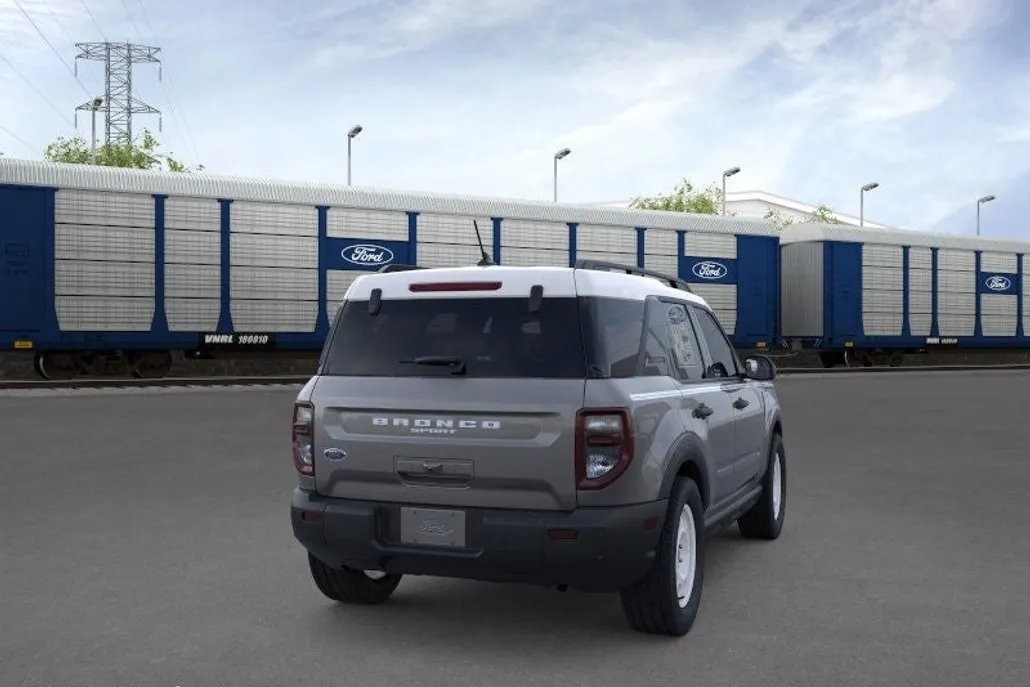 2025 Ford Bronco Sport Heritage photo 1