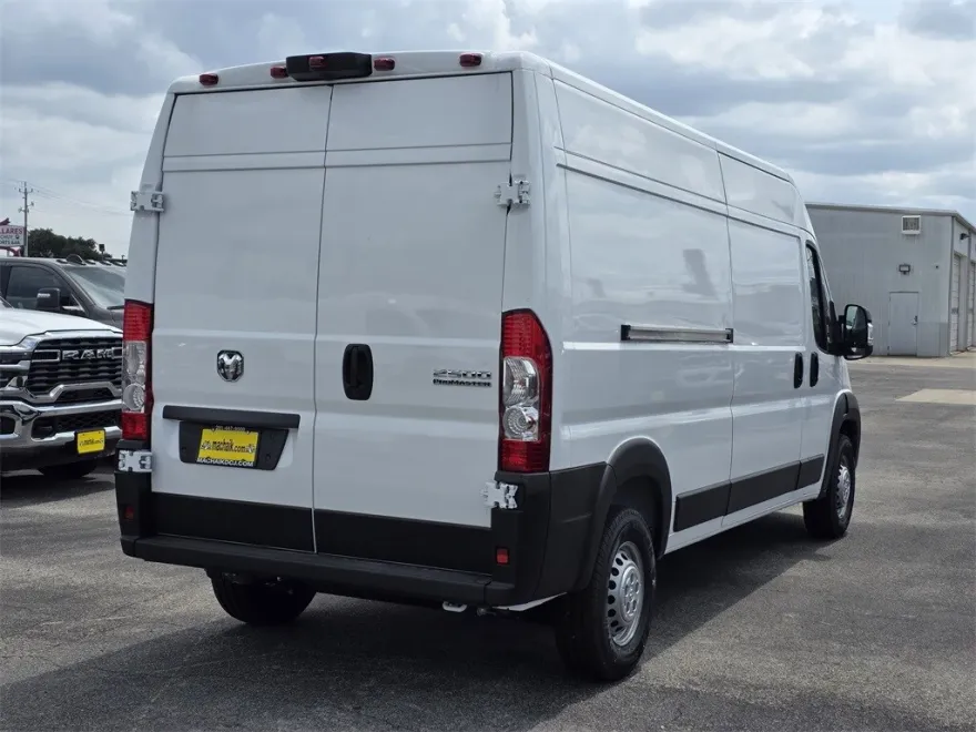 2025 Ram ProMaster 2500 photo 1