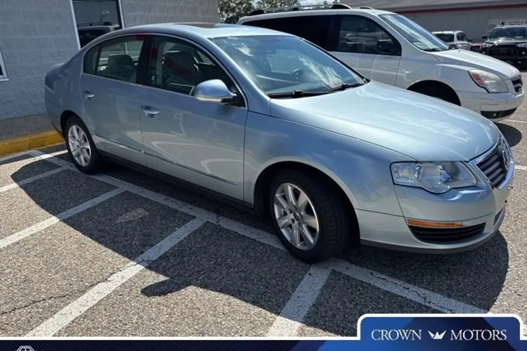 2006 Volkswagen Passat 2.0T photo 1