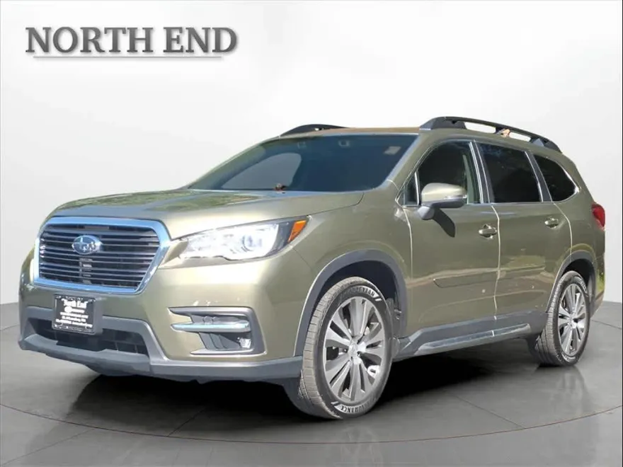 2022 Subaru Ascent Limited photo 1