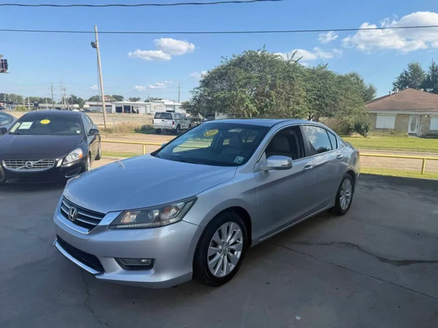 2013 Honda Accord EX-L photo 1