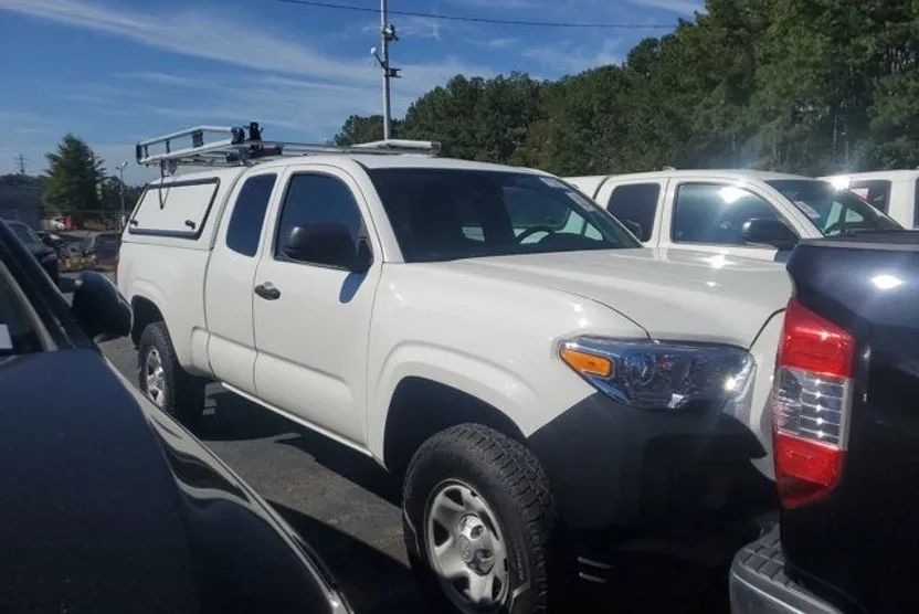 2019 Toyota Tacoma SR photo 1