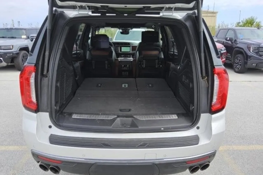 2024 Gmc Yukon Denali Ultimate photo 1