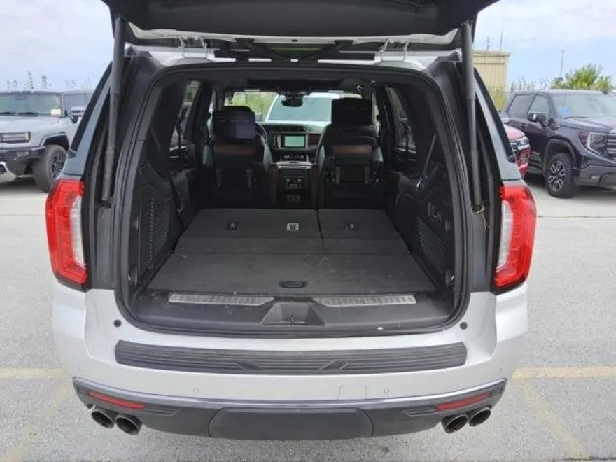 2024 Gmc Yukon Denali Ultimate photo 1