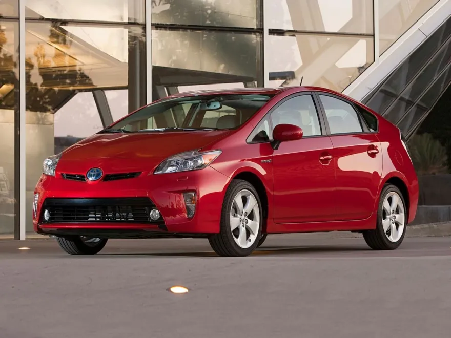 2012 Toyota Prius photo 1