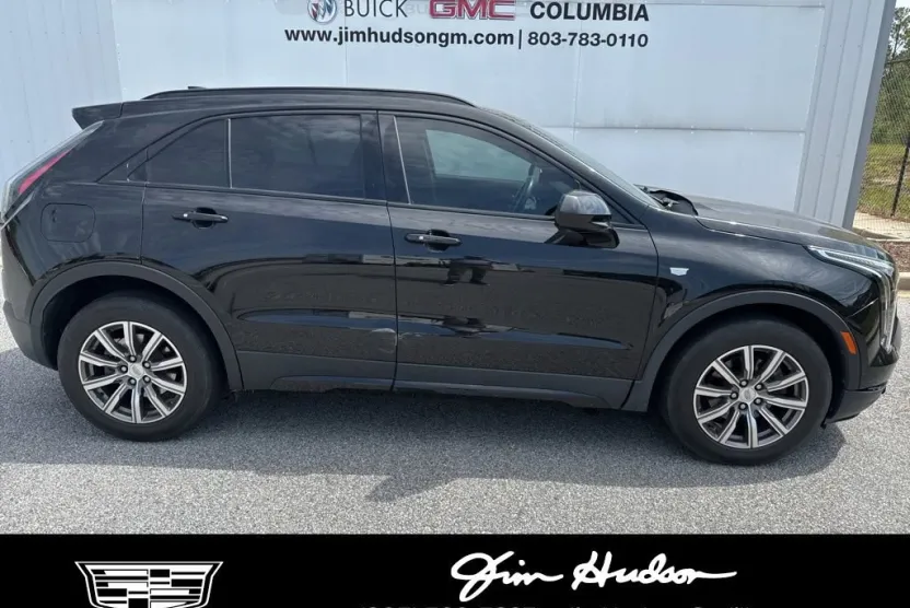 2019 Cadillac XT4 Sport photo 1