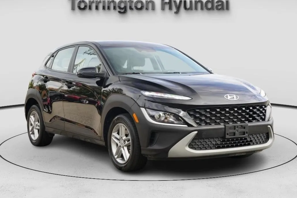 2023 Hyundai Kona SE photo 1