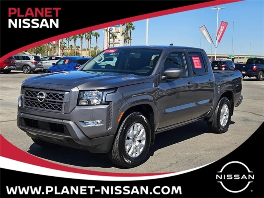 2024 Nissan Frontier SV photo 1