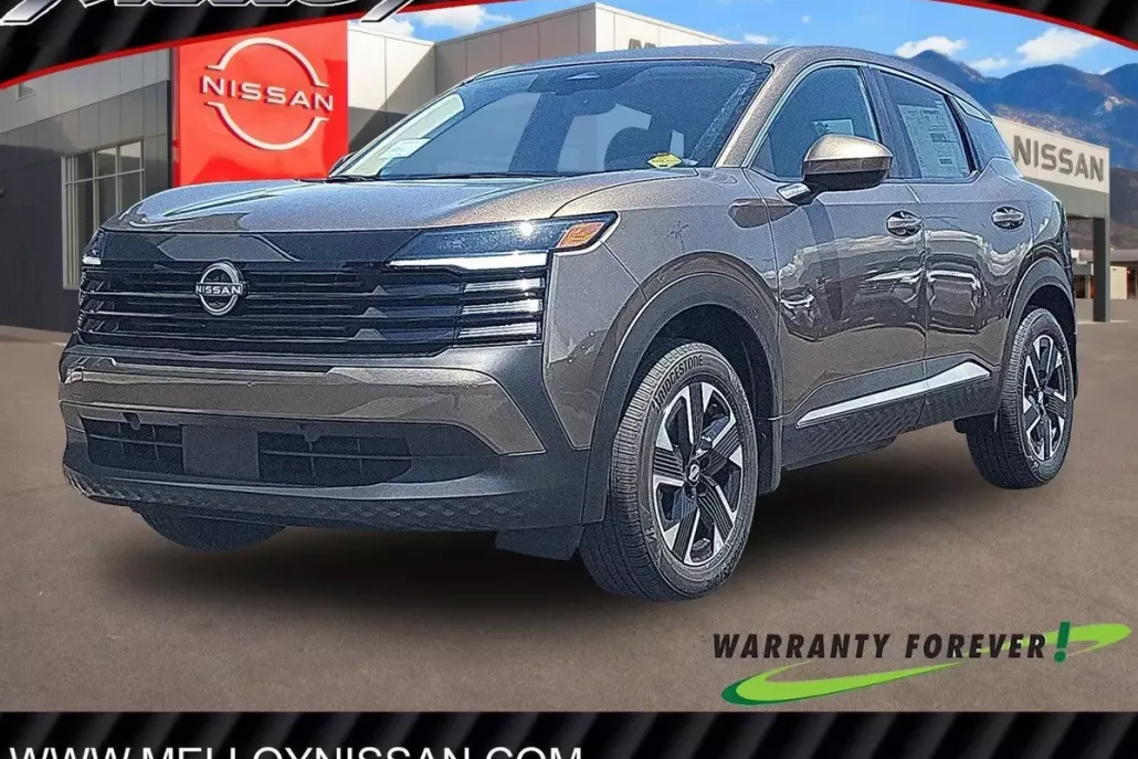 2025 Nissan Kicks SV photo 1