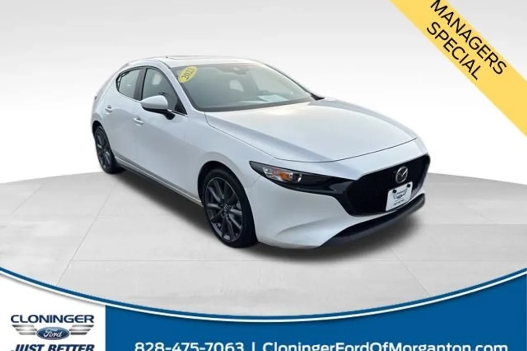 2023 Mazda Mazda3 2.5 s Preferred photo 1