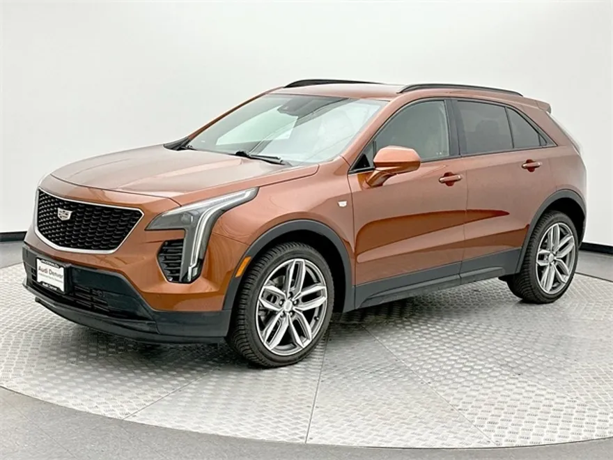 2019 Cadillac XT4 Sport photo 1
