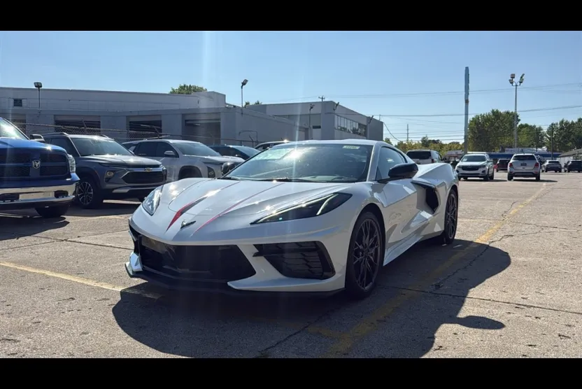 2026 Chevrolet Corvette Stingray 1LT Coupe photo 1
