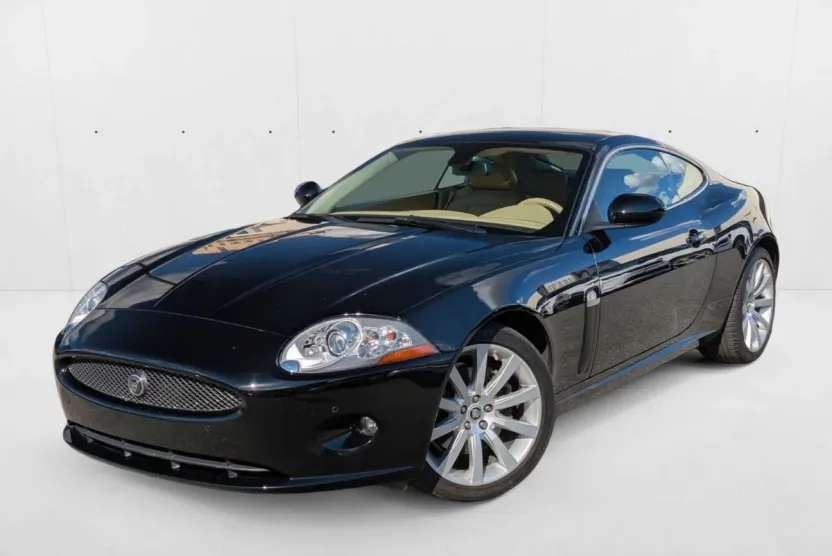 2009 Jaguar XK Base photo 1