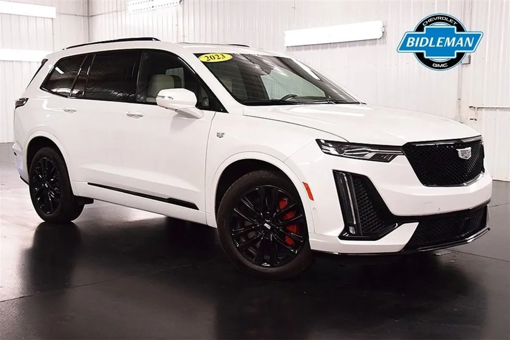2023 Cadillac XT6 Sport photo 1