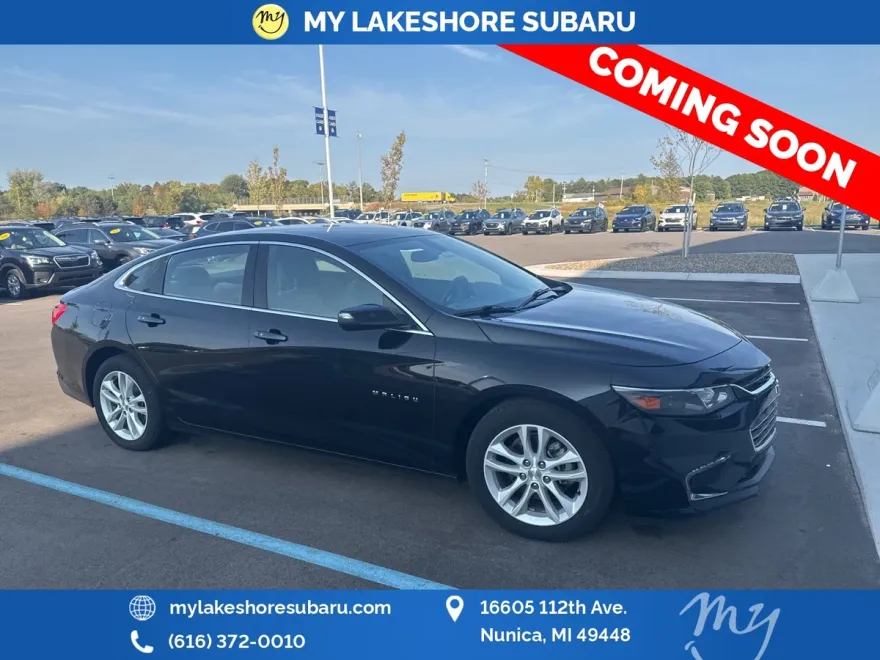 2017 Chevrolet Malibu 1LT photo 1