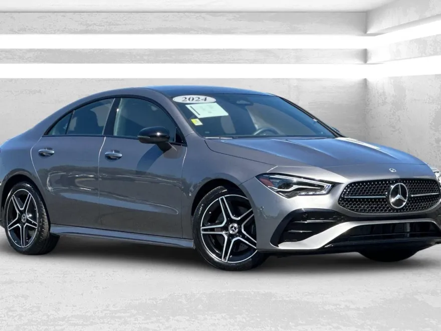 2024 Mercedes Benz CLA 250 4MATIC photo 1