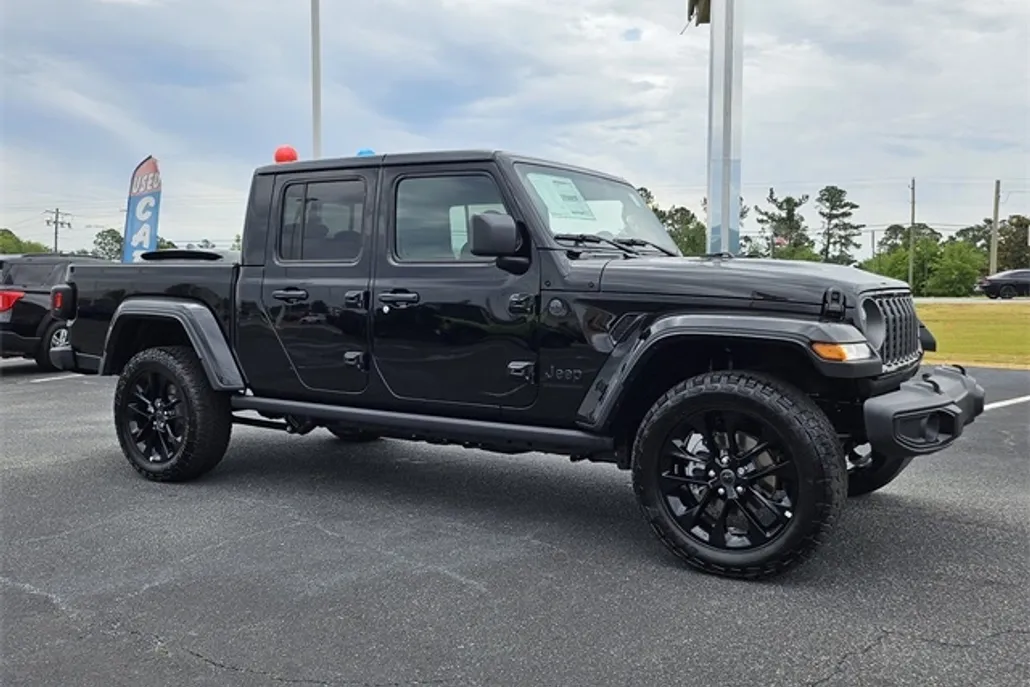 2025 Jeep Gladiator Sport photo 1