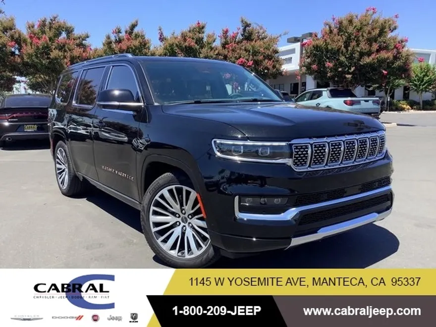 2024 Jeep Grand Wagoneer III photo 1