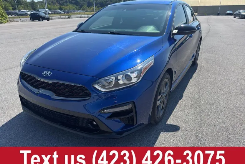 2021 Kia Forte GT-Line photo 1