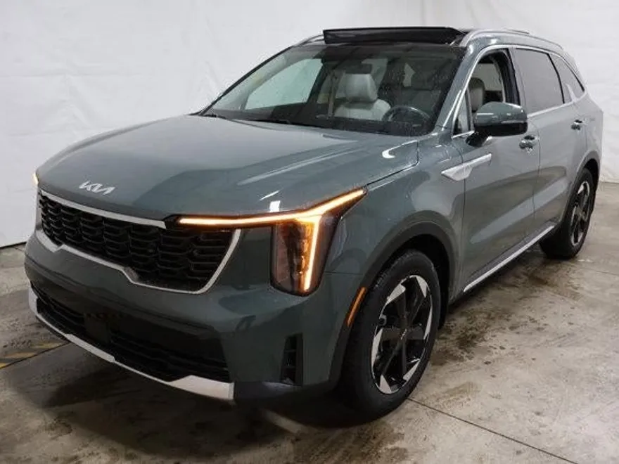 2025 Kia Sorento Hybrid EX photo 1