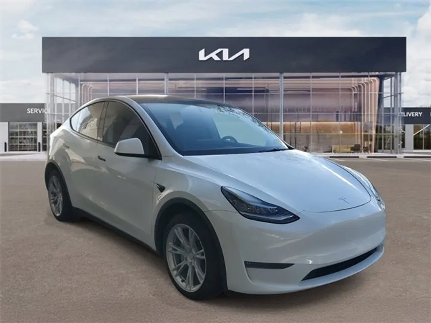 2021 Tesla Model Y Long Range photo 1