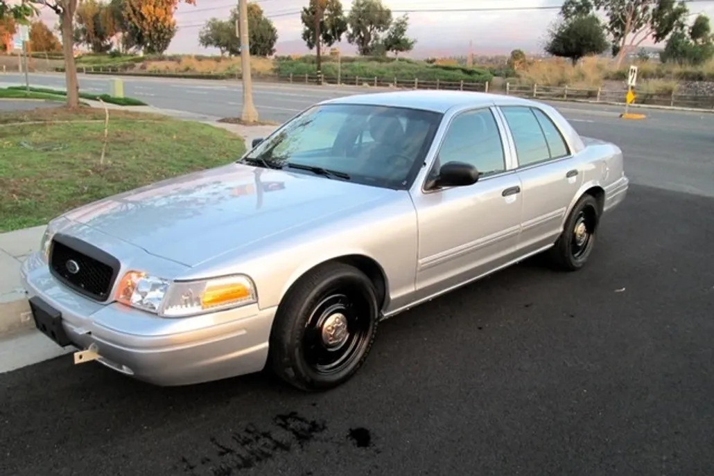 2011 Ford Crown Victoria Police Interceptor photo 1
