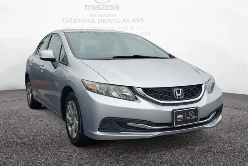 2013 Honda Civic LX photo 1