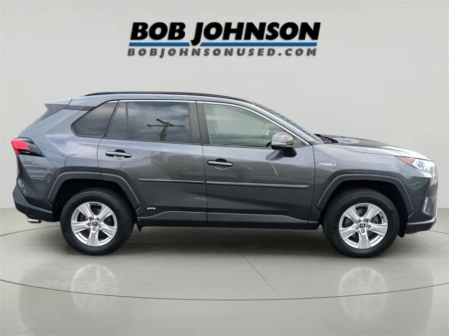 2020 Toyota RAV4 Hybrid XLE photo 1