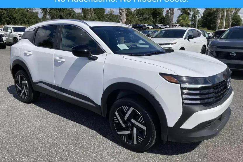 2026 Nissan Kicks SV photo 1