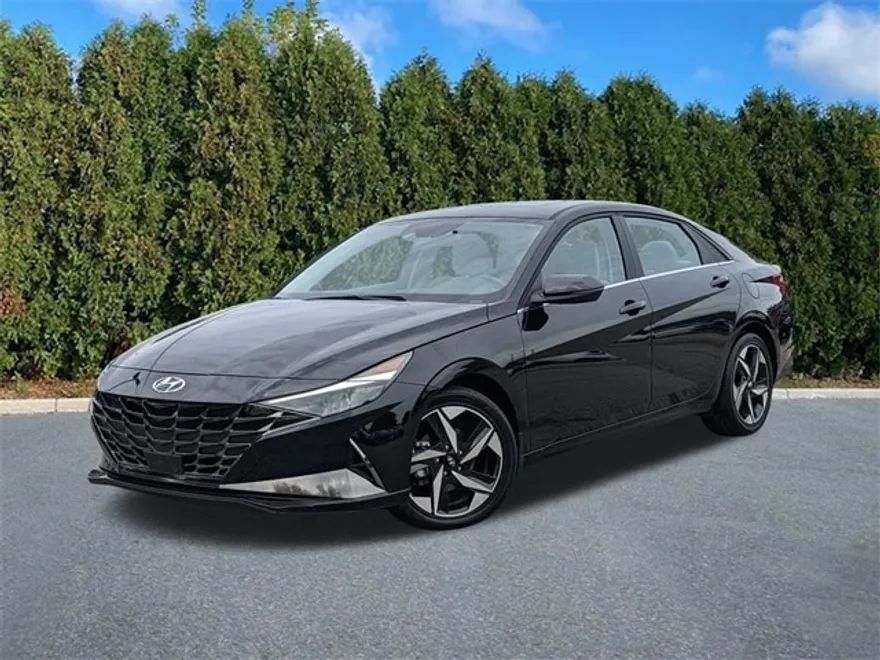 2023 Hyundai Elantra Limited photo 1