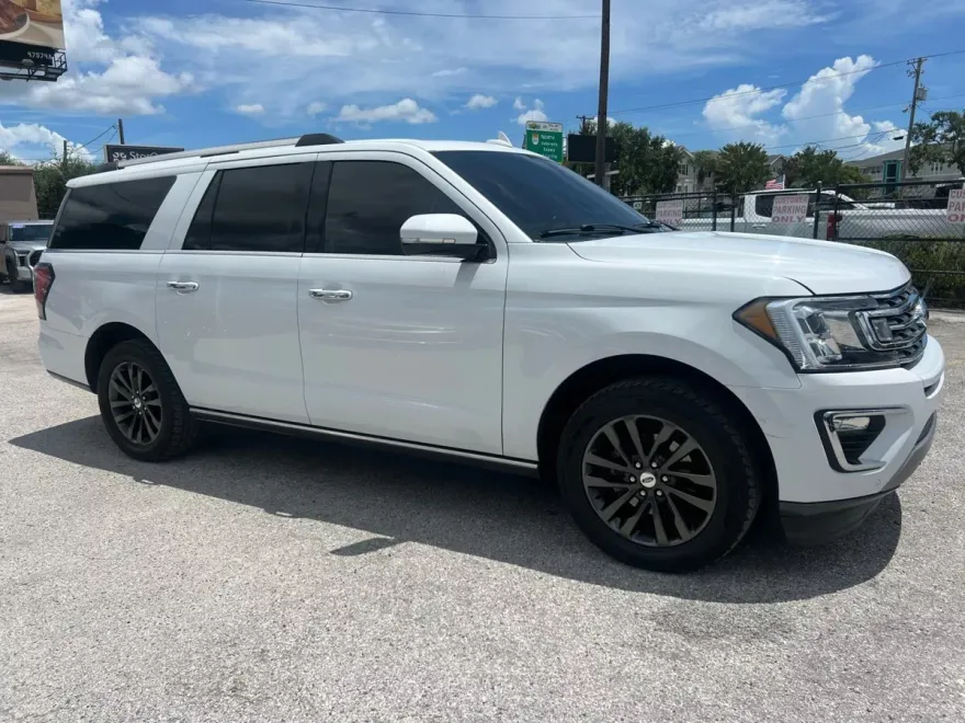 2020 Ford Expedition MAX Limited photo 2