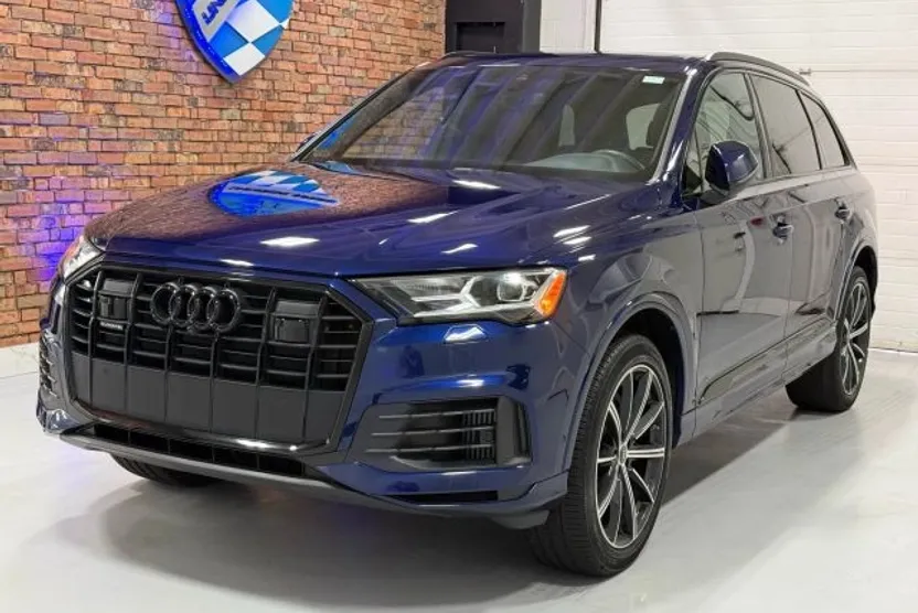 2022 Audi Q7 55 Premium Plus photo 1