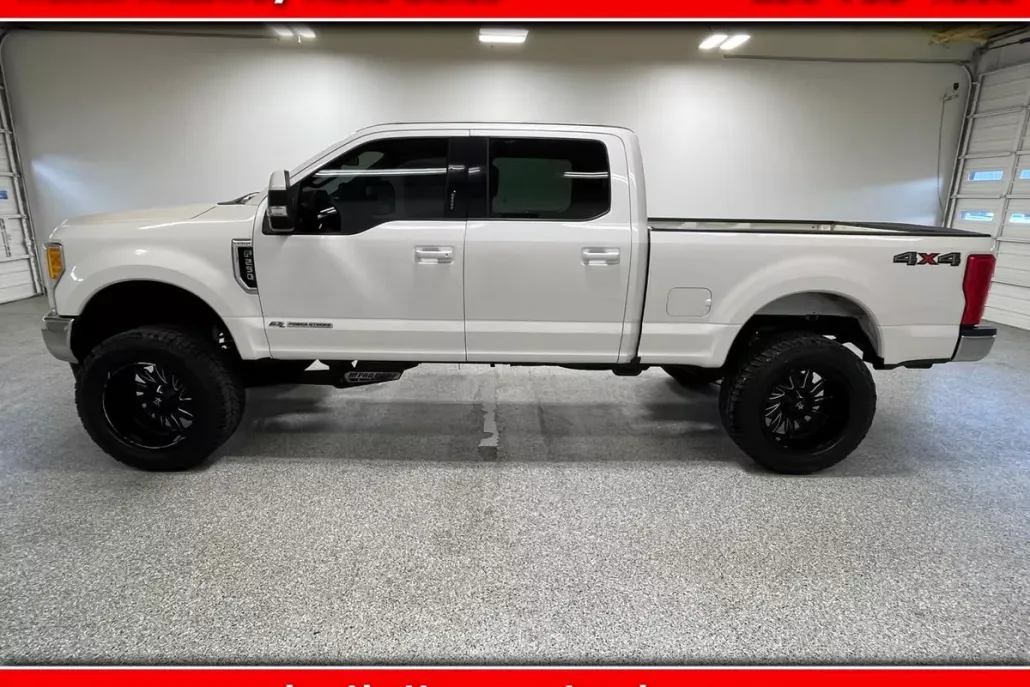 2017 Ford F-250 Lariat photo 1