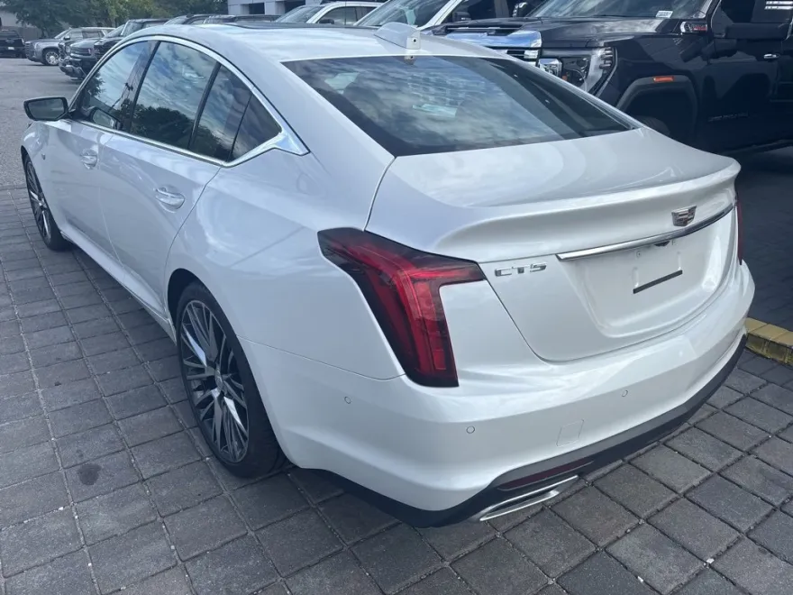 2025 Cadillac CT5 Premium Luxury photo 1