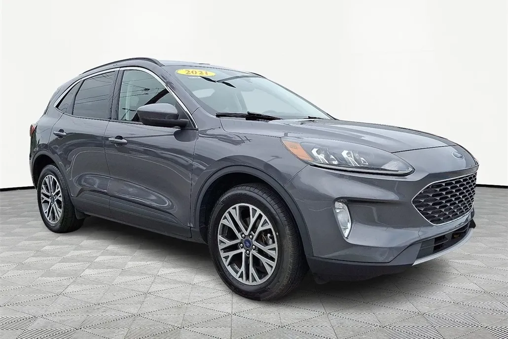 2021 Ford Escape SEL photo 1