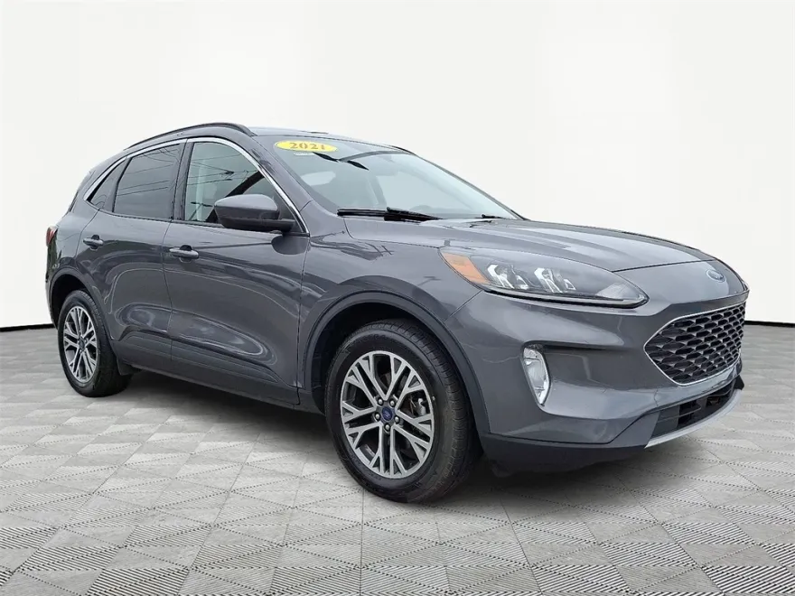2021 Ford Escape SEL photo 1