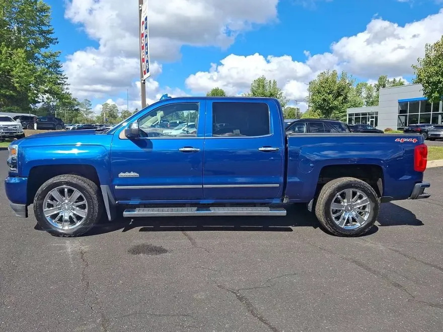 2016 Chevrolet Silverado 1500 High Country photo 1