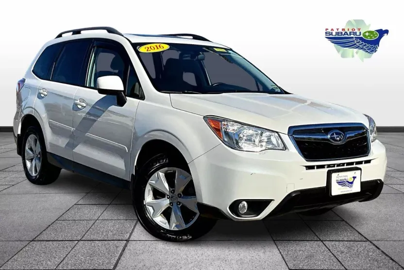2016 Subaru Forester 2.5i Premium photo 1