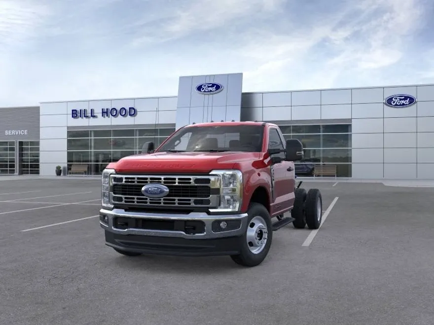 2025 Ford F-350 photo 1