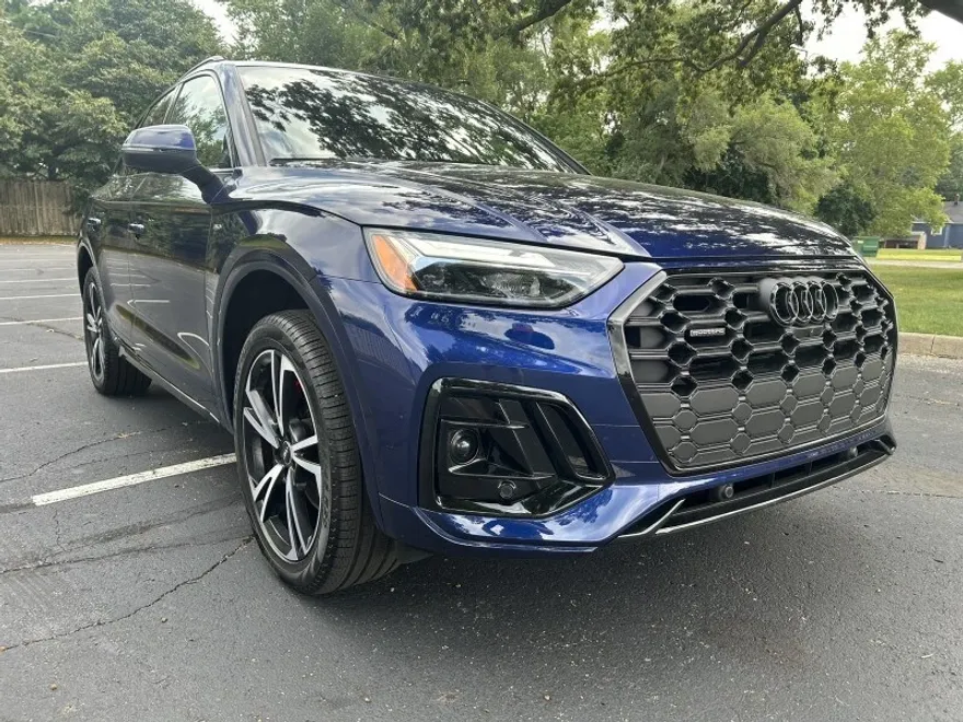2025 Audi Q5 S line Premium Plus photo 1