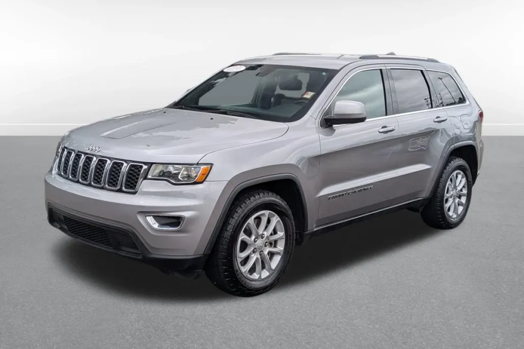 2021 Jeep Grand Cherokee Laredo X photo 1