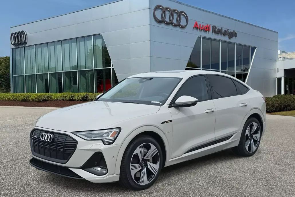 2021 Audi e-tron Sportback Prestige photo 1